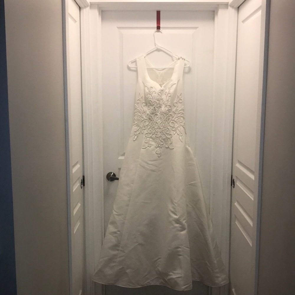 Gorgeous Gorgeous Wedding Gown
